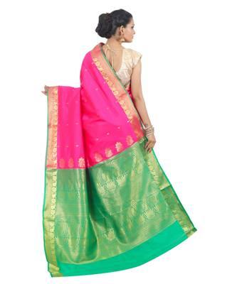 Pink woven Banarasi Saree with blouse 3