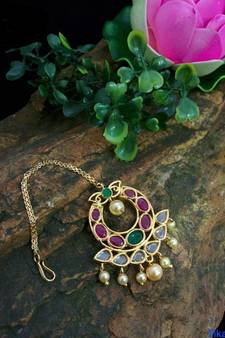 Beautiful Gold Plated Kempu And Kundans Maang Tikka