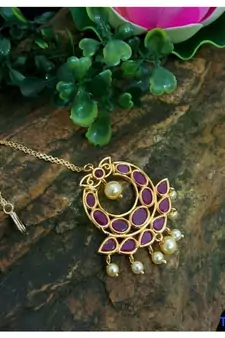 Beautiful Gold Plated Kempu  Maang Tikka