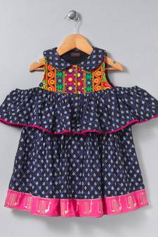 Blue printed polyester kids tops