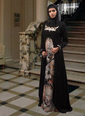 Black Embroidered Crepe Islamic Kaftans 2