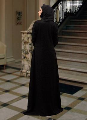 Black Embroidered Crepe Islamic Kaftans 3