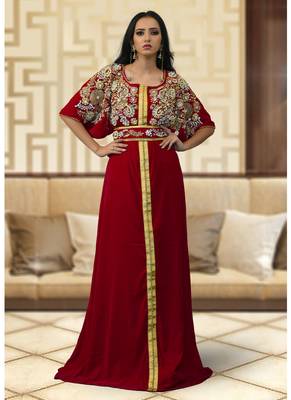 Pink Embroidered Crepe Islamic Kaftans 1