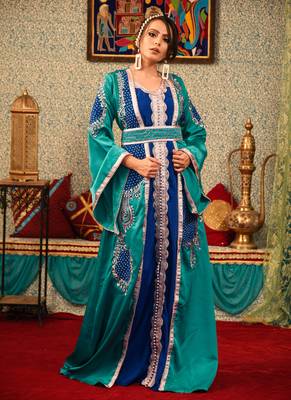 Green Embroidered Silk Blend Islamic Kaftans 2