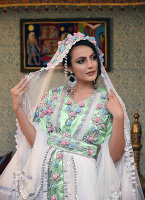 Green Embroidered Silk Blend Islamic Kaftans 2
