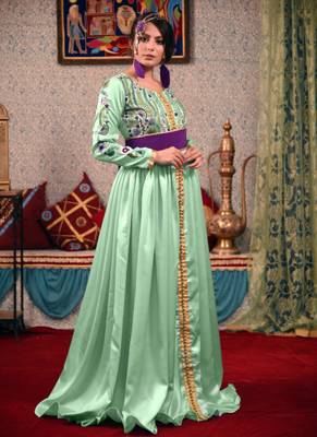 Green Embroidered Silk Blend Islamic Kaftans 3