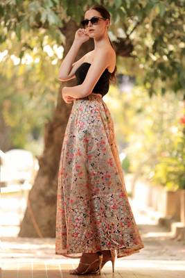Eyelet Digital Printed Flaired Long Skirt 2