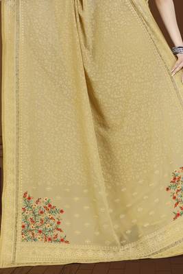 Chicku finest of thread embroidery in Lucknowi style saree with heavy embroidery blouse 5