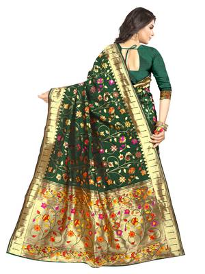 Green woven banarasi  saree with blouse 4