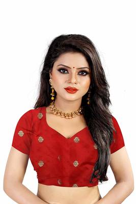 Red woven banarasi saree with blouse 2