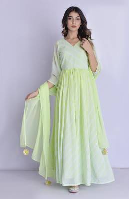 lime green leheriya angrakha dress with dupatta 1