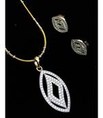 Delicate Americian Diamond Cute Pendatnt Set