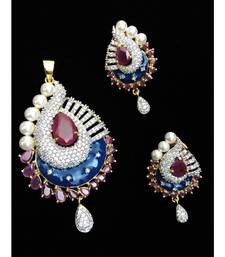 Smart Look Diamond Pearl Emerald Classy All In One Fusion Pendant Set