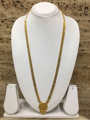 Gold Plated Alloy Round Lakshmi Pendant Necklace Golden Eila Leaf Single Layer Long Chain Mangalsutra 2