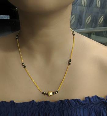 Fashion Antique Round Mani Pendant Mangalsutra Black Beads Single Line Layer Short Chain 1
