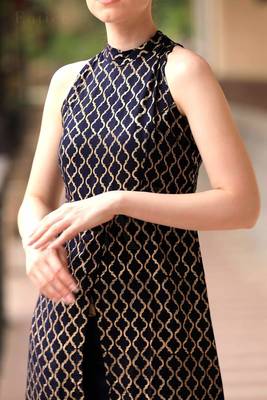 Navy Blue Halter Neck Overlapping Front Open Kurta With Trousers 4