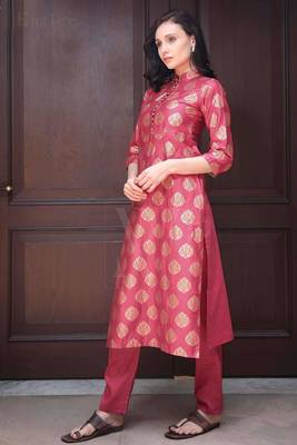 Vintage Pink & Gold Kurta With Trousers 1