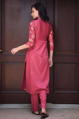 Vintage Pink & Gold Kurta With Trousers 2