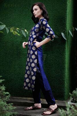 Navy Blue & Golden Kurta With Straight Pants 1