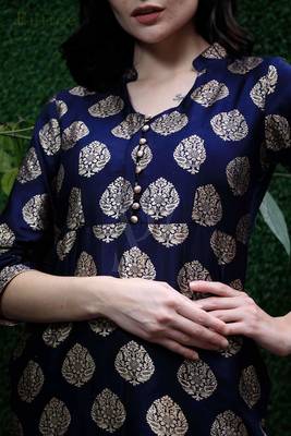 Navy Blue & Golden Kurta With Straight Pants 3
