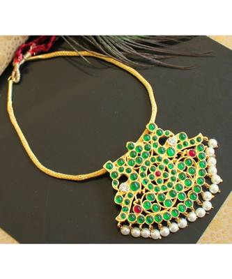 Beautiful Green Kemp Semi Precious Peacock Designer Necklace 1