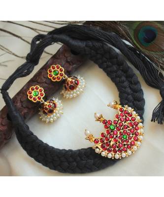 Beautiful Kemp Green Moon Black Thread Designer Necklace Set 1