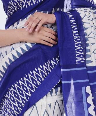 Blue Ikkat Print Cotton saree with blouse 5