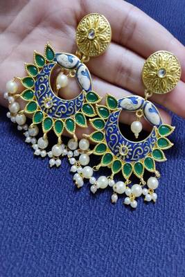 Green emerald  earrings 1