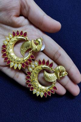 Gold ruby  earrings 1