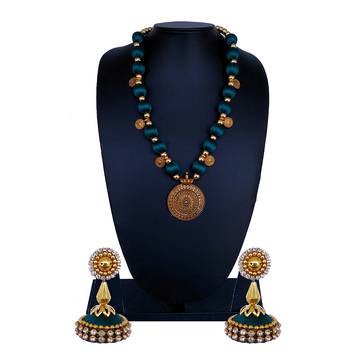 Green Statement Jewellery 1