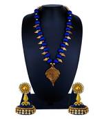 Blue statement-jewellery