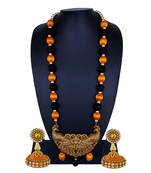 Gold statement-jewellery