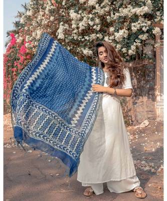 Indigo Dupatta Kurta Set 1