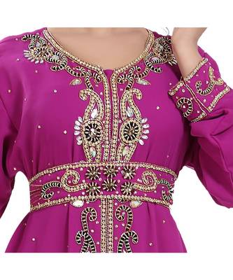 Pink georgette embroidered zari work islamic kaftans 3