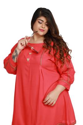 Rayon Slub Light Pink with woven Lace and wooden button  patter Plus size Ladies short top 3