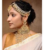 Kundan Maharani Set - Neckpiece, Earrings & Matha Patti