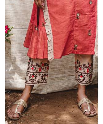 Gajari Two Sided Embroidered  Khadi Frill Sleeveless Kurta 4