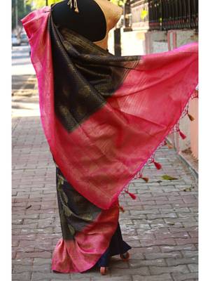 Navy Blue And Pink Colored Banarasi Pattu Silk Saree With Golden Embroidered work 2
