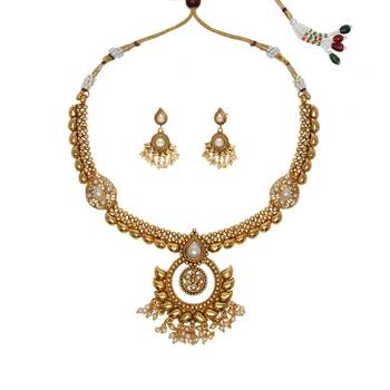 White necklace-sets 1