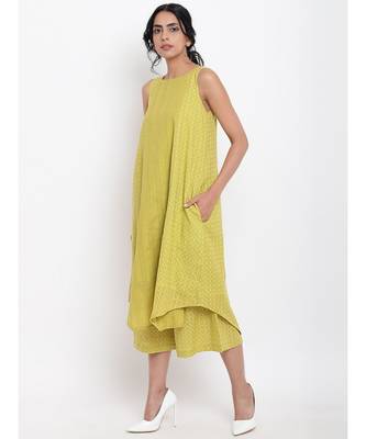 Green Cotton Panelled Kurta Set 2