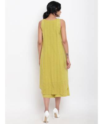 Green Cotton Panelled Kurta Set 3