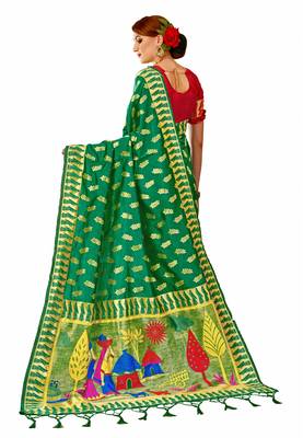 Green woven art silk saree with blouse 5