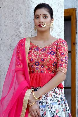 Multicolor embroidered silk semi stitched lehenga 3