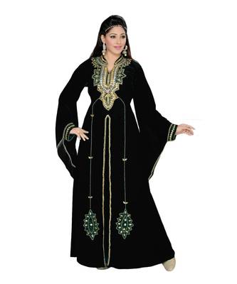 Black Georgette Embroidered Zari Work Islamic Kaftans 1