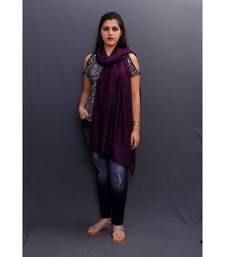This Delicate Wrap Along With Voilet Base Looks Elegant When Team Up With Denims Or Suit.