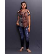 This Delicate Wrap Along With Amazing Pattern Looks Elegant When Team Up With Denims Or Suit.