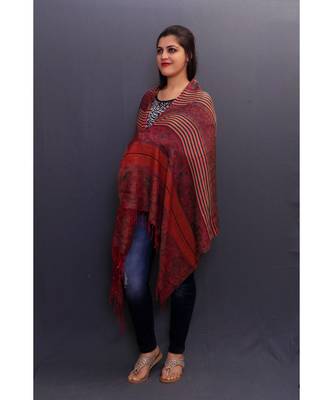 Delicate Wrap Along With Stripes And Paisleys Looks Elegant When Team Up With Denims Or Suit. 1
