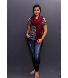 Delicate Wrap Along With Purple Base And Paisleys Looks Elegant When Team Up With Denims Or Suit.