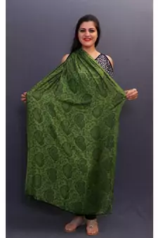 Delicate Wrap Along With Moongia Base And Paisleys Looks Elegant When Team Up With Denims Or Suit.