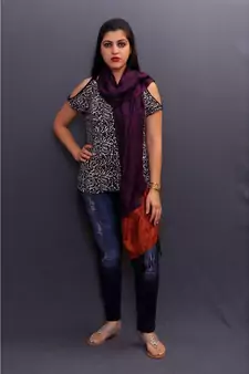 Delicate Wrap Along With Dark Purple Base And Highly Defined Broad Border Gains Whole Attention.
